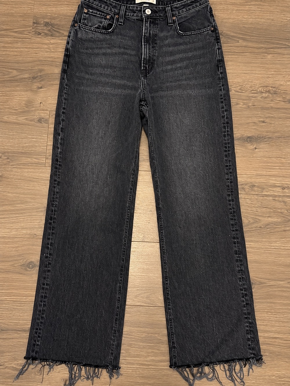 Abercrombie & Fitch Curve Love ’90s Relaxed High Rise Jeans – Black – Size 28/6